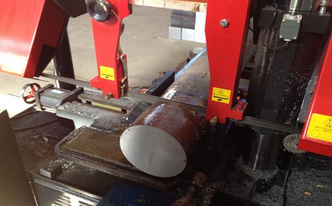 沙溪镇卧式带锯床加工时出现明显振荡如何排查？